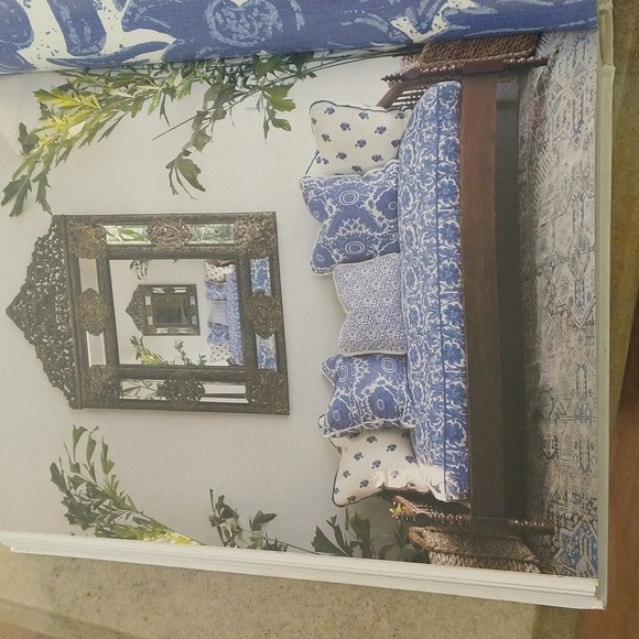 The joy of decorating by Phoebe Howard coffee table book 11 1/2x 9 1/2 - Picture 3 of 7